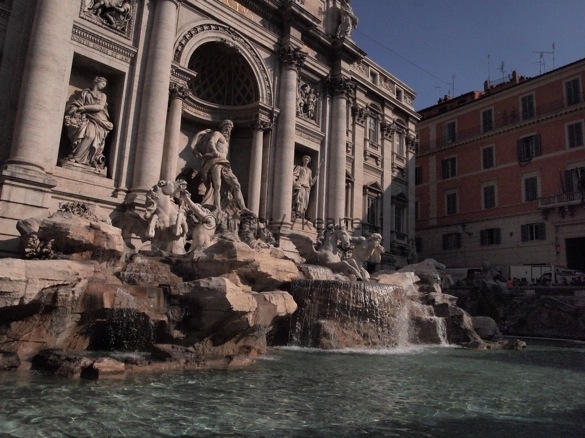 Trevi Fountain in Rome / Fontana di Trevi a Roma