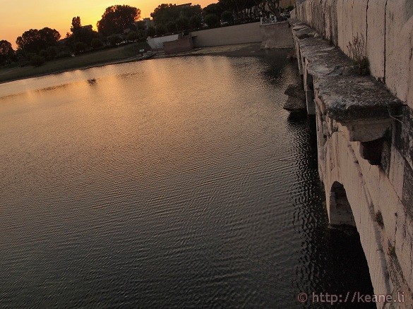 Ponte d'Augusto / Bridge of Tiberius at Sunset