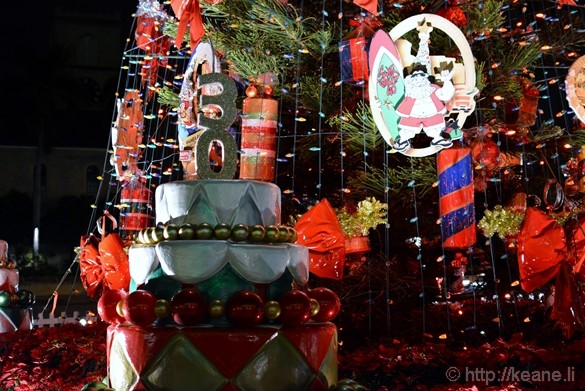 Christmas in Hawaii - Honolulu City Lights 2014