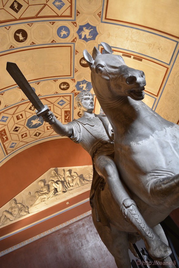 Statue in Thorvaldsens Museum