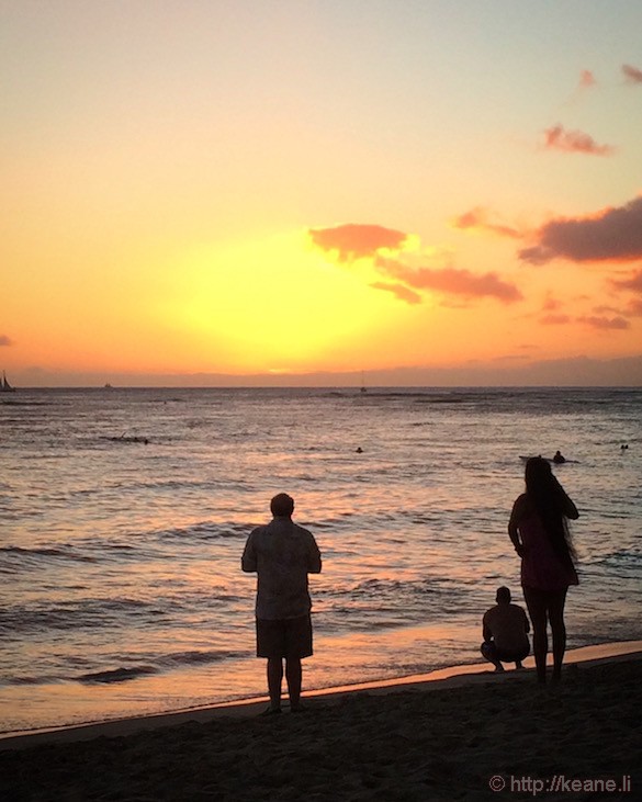 Oahu - Sunset at Ala Moana Beach Park