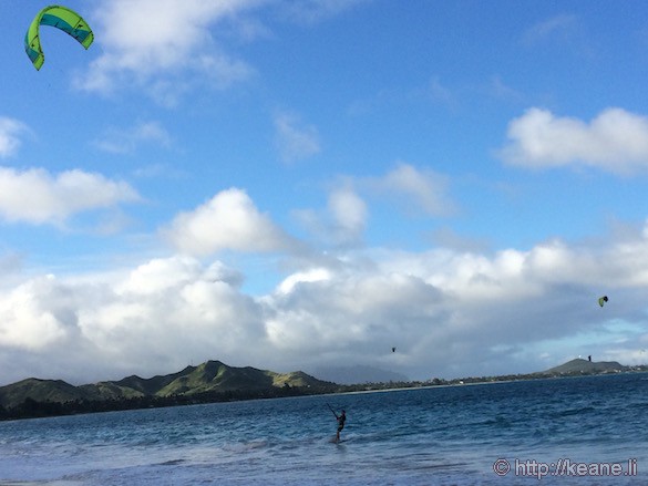 Oahu - Windsurfers at Kailua Beach Park